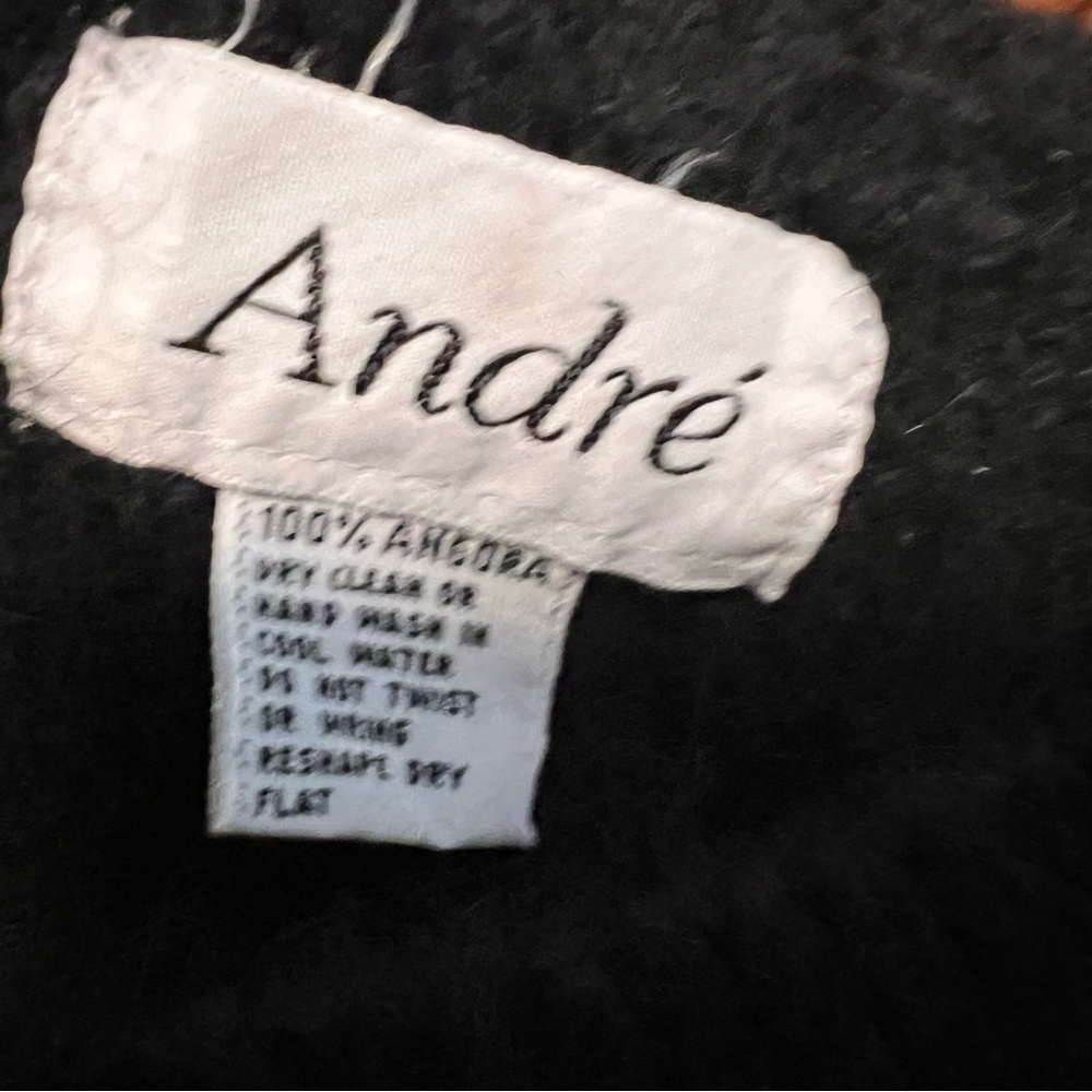 Andre Vest - Picture 3 of 5
